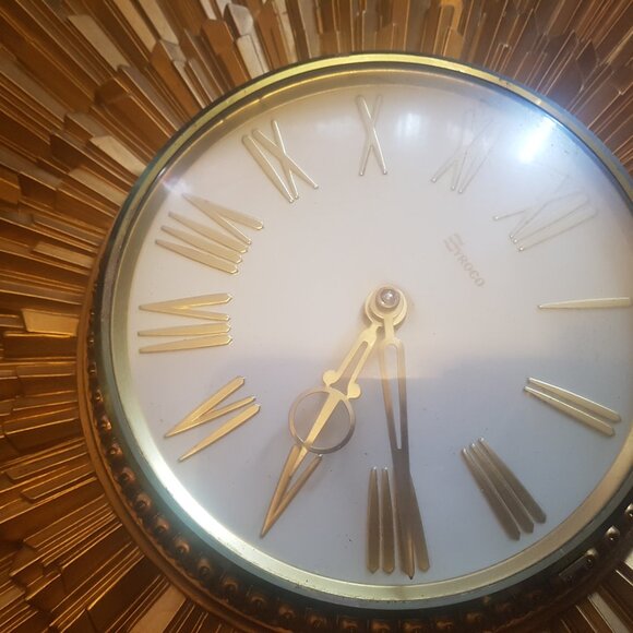 Vintage Mid-Century Starburst Wall Clock MCMLXIX by Syroco - Picture 3 of 16